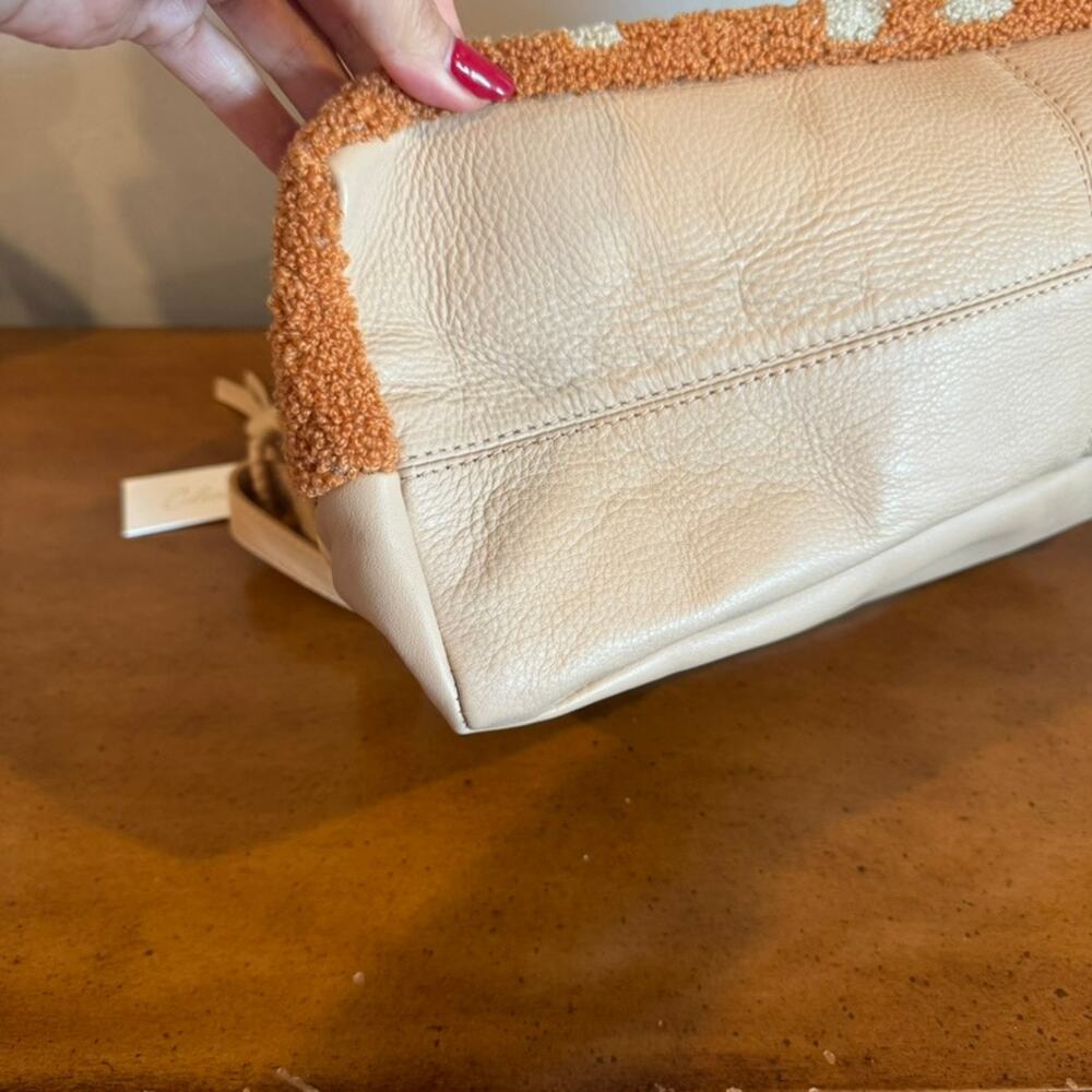 CLEOBELLA Breezy Palms Weekender Bag Moccasin NWT Sold Out - Picture 10 of 16